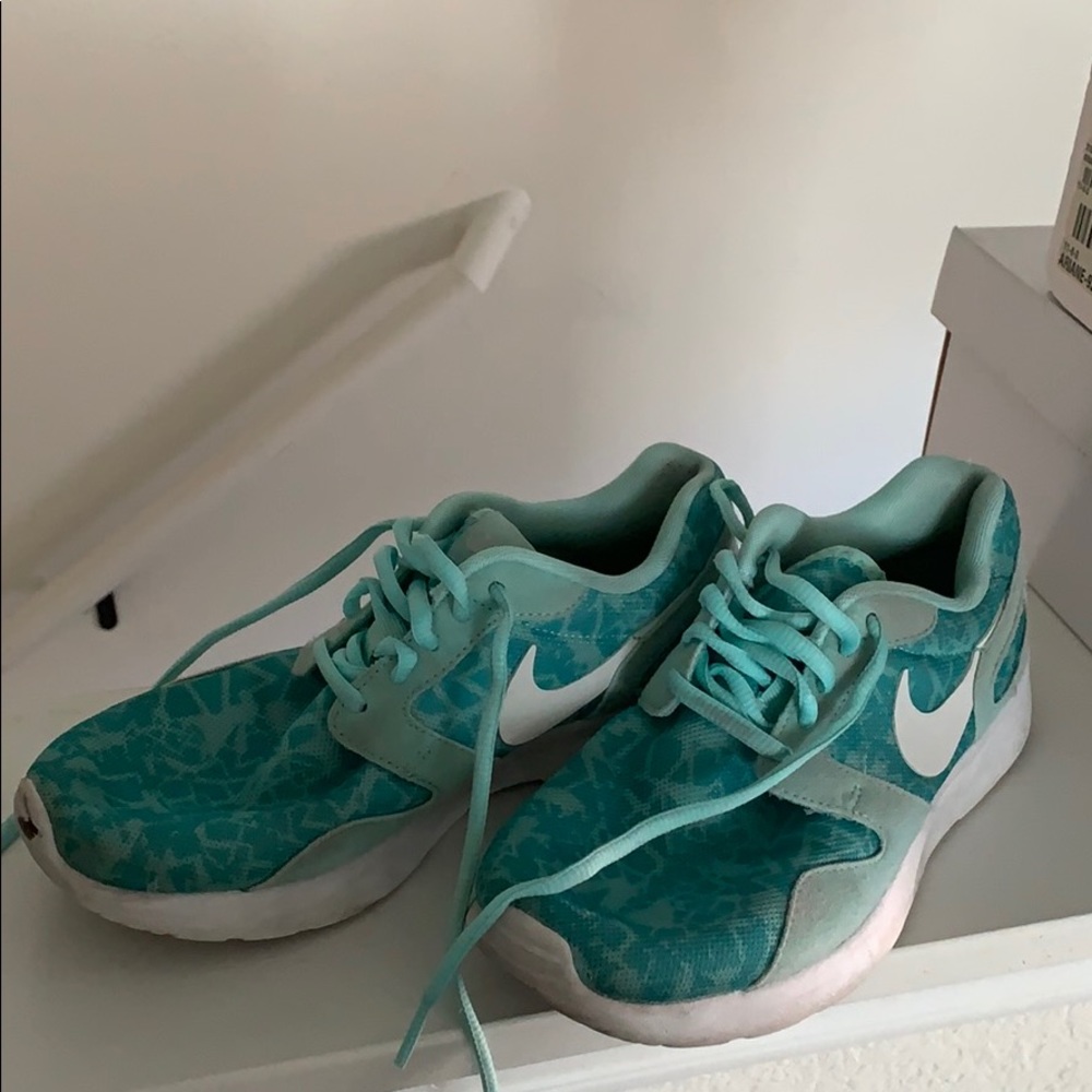 Women’s Nike running shoes